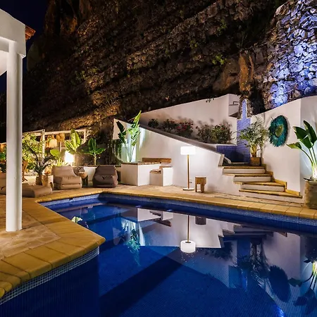 Bahia Apartman *